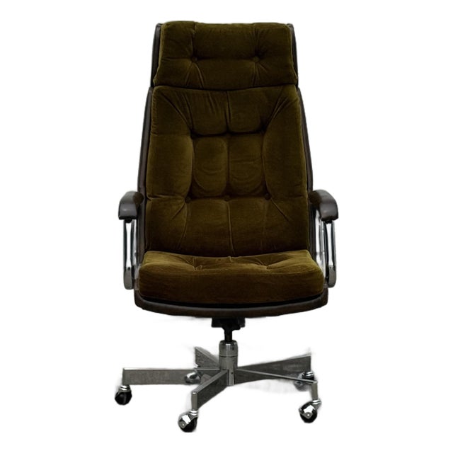 Vintage Mid-Century Modern Olive Velvet High Back Executive Office Chair For Sale