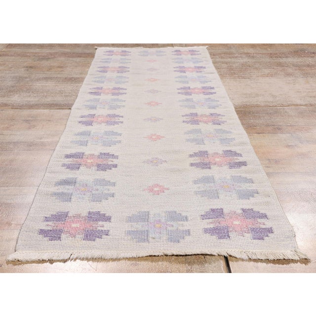 Vintage Finnish Rollakan Rug Runner, 02'07 X 08'11 For Sale - Image 9 of 10
