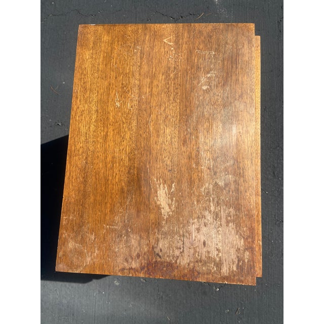 Wood Vintage Mid-Century Modern Walnut Nightstands by Bassett Furniture - A Pair For Sale - Image 7 of 9