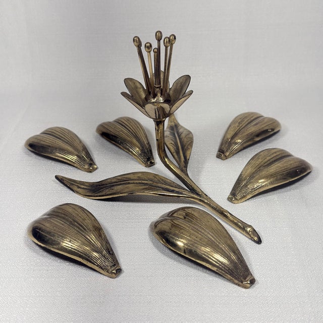 Metal 1960s Mid-Century Modern Brass Lotus Flower Ashtray / Catchall For Sale - Image 7 of 13