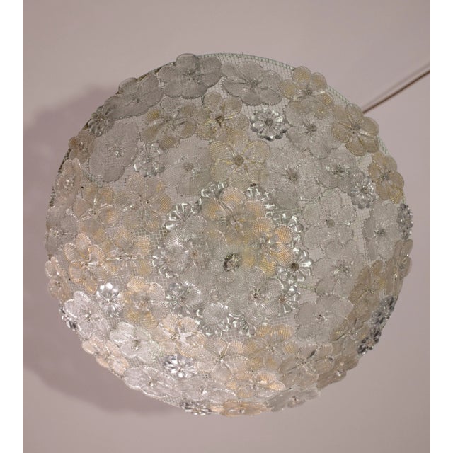 This amazing flower basket is made of dozen of precious Murano flowers glasses. Available a pair of extraordinary sconces....