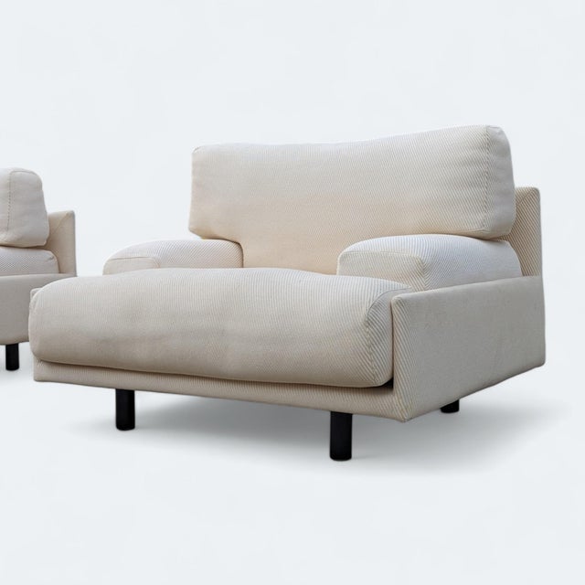 Late 20th Century Postmodern Italian Lounge Chairs in Textured Cream Fabric, Pair, Leather For Sale In Los Angeles - Image 6 of 18