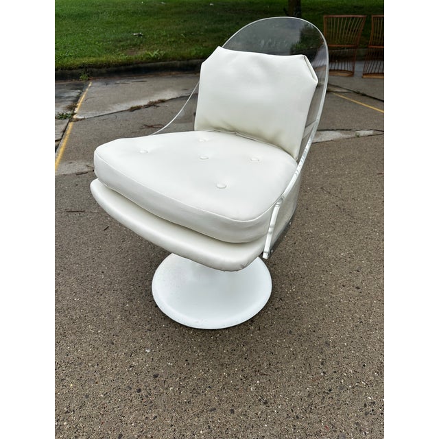 Lucite Space Age Swivel Chair After Laverne For Sale - Image 9 of 12