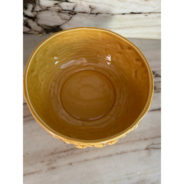 French Provincial Bordallo Pinheiro Portugal Pinecone Jardiniere For Sale - Image 3 of 5