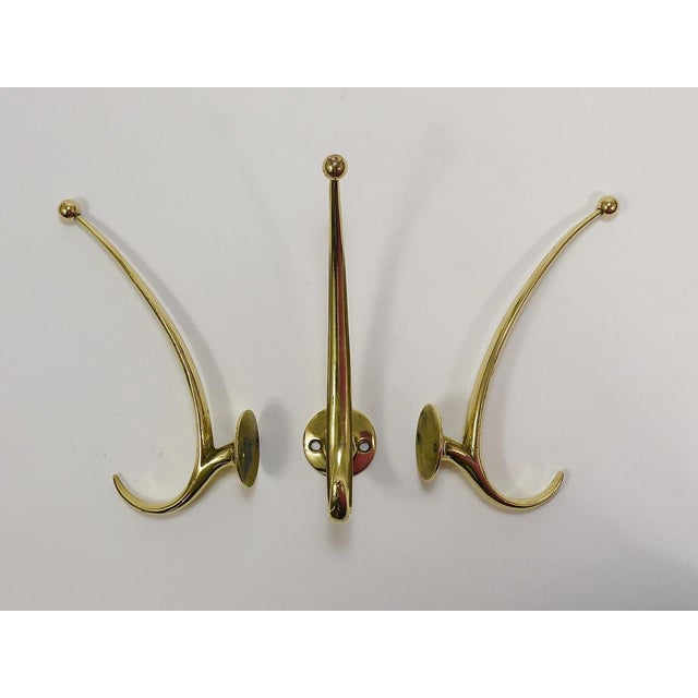 Mid-Century Curved Brass Wall Coat Hook from Werkstätte Hagenauer Wien, 1950s For Sale - Image 10 of 13