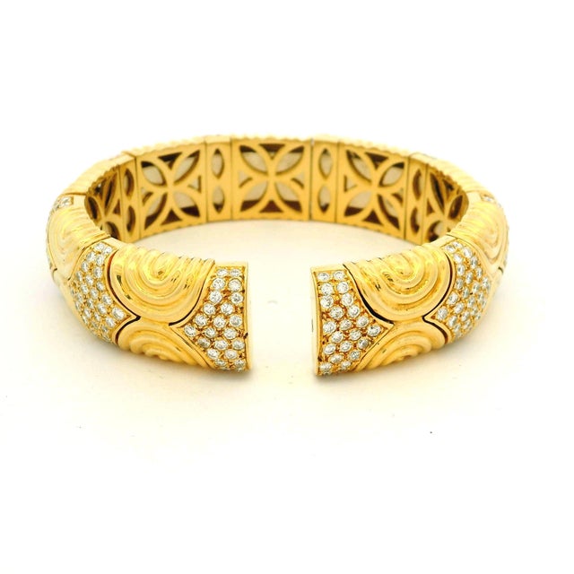 Vintage Italian 18k Gold Diamond Wide Cuff Bracelet For Sale - Image 4 of 16