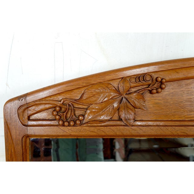 Carved Oak Mirror on the Theme of the Vine attributed to Gauthier-Poinsignon, France, 1910s For Sale - Image 6 of 12