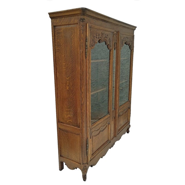Antique French Tiger Oak Bookcase or Display Cabinet, Louis XV Revival Style, Circa 1900 A handsome early 20th-century...