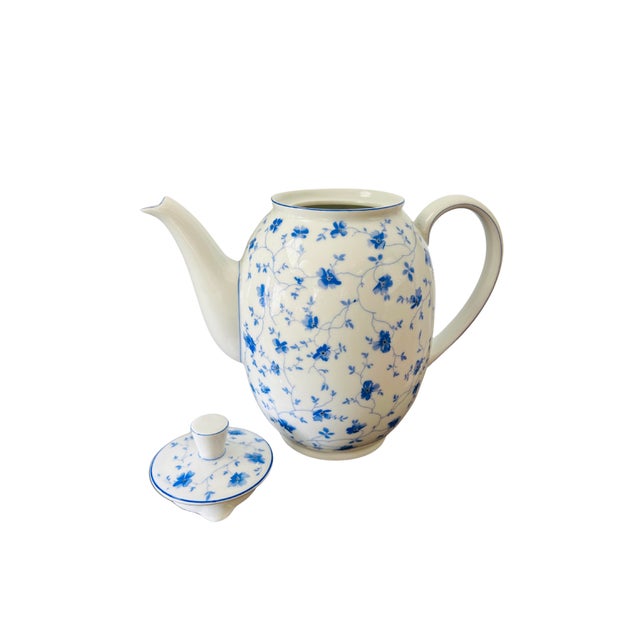 Vintage Arzberg Porcelain Teapot – Blaublüten (Blue Blossom) – Designed by Dr. Hermann Gretsch – German Mid-Century Porcelain For Sale - Image 6 of 14