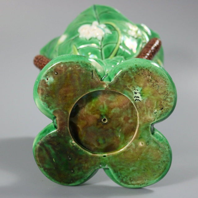 George Jones Majolica Lily Sweetmeat Dish For Sale - Image 9 of 13