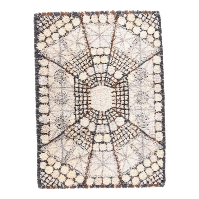 Fine Vintage Swedish Rug/Carpet, Hand Knotted, Circa 1950's, Size 4' X 5'8" For Sale