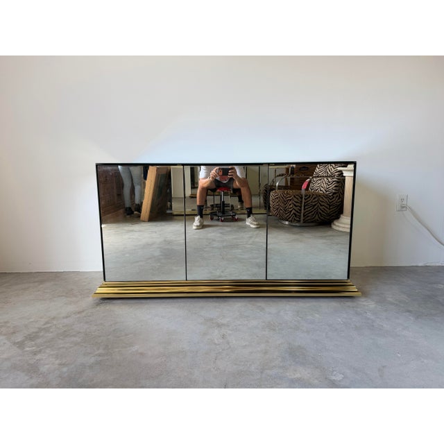 1970s Vintage Ello Furniture Mirrored Glass & Brass Sideboard For Sale - Image 4 of 15