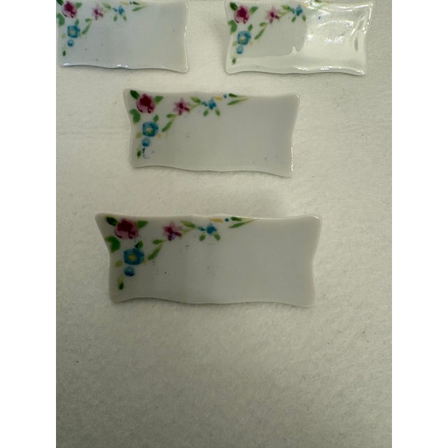 Mid-Century Modern Mid 20th Century Lillian Vernon Place Card Plaque Set - 11 Pieces For Sale - Image 3 of 5
