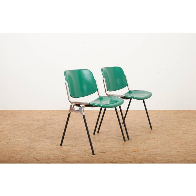 Metal DSC 106 Stacking Chair in Chrome-Plated Tubular Steel by Giancarlo Piretti for Anonima Castelli, 1965 For Sale - Image 7 of 12