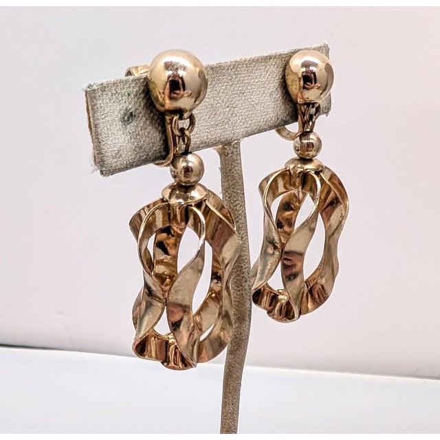 Mid-Century Modern Vintage 1955 Signed Napier Book Piece Goldtone "Garland" Drop Clip Earrings-2 Pieces For Sale - Image 3 of 9