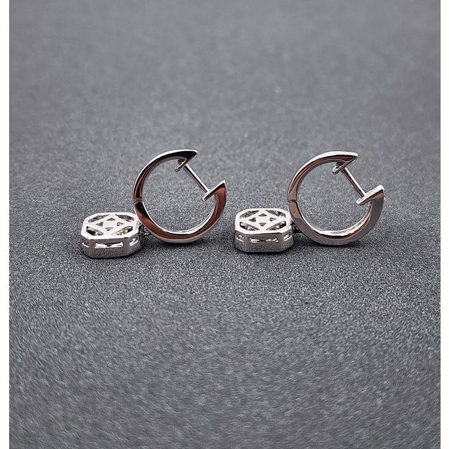 2.50 Ct Diamond Drop Earrings, Pair For Sale In Chicago - Image 6 of 8