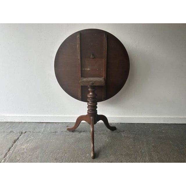 Wood 19th Century Oak Tilt-Top Occasional Table with Tripod Base For Sale - Image 7 of 8