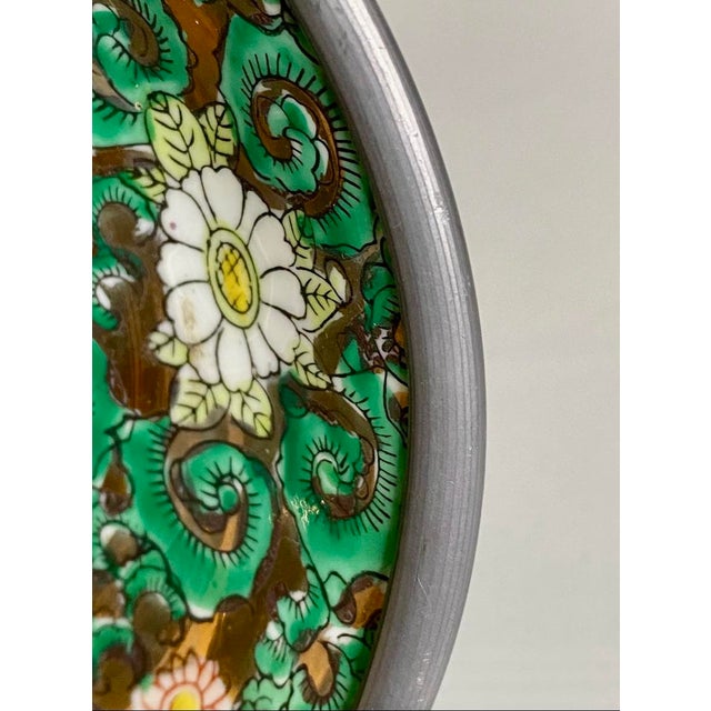 1970s 1970s Japanese Porcelain Ware Hand Decorated Bowl - Made in Hong Kong For Sale - Image 5 of 8