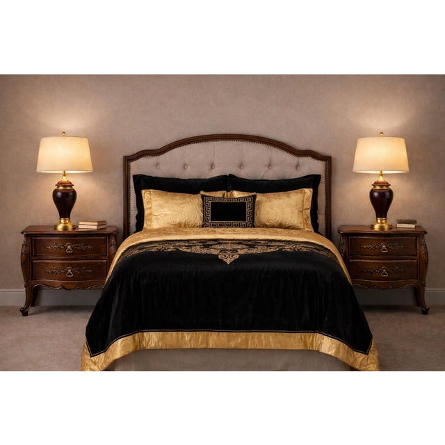 Mid 20th Century Pair of Vintage French Provincial Bombe-Style Solid Wood End Tables — Nightstands For Sale - Image 5 of 10