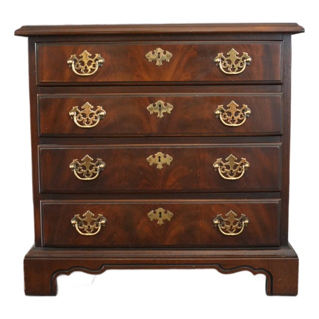 Vintage Drexel "18th Century Collection" Mahogany 4-Drawer Nightstand For Sale