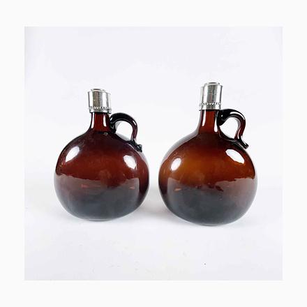 Oak Box with Liquor Bottles 1800, Set of 3 For Sale - Image 11 of 11