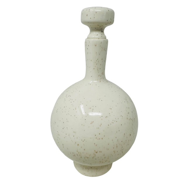 1970s Mid-Century Modern Treasure Craft Ceramic Globe Decanter With Mushroom Stopper - Hand-Painted Wildflower Line For Sale - Image 4 of 10