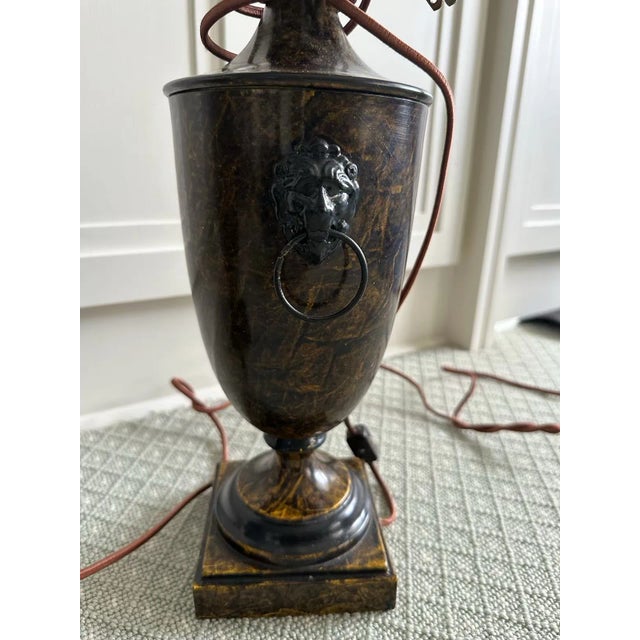 Neoclassical Vintage Neoclassical Handpainted Tole Table Lamps, a Pair For Sale - Image 3 of 9