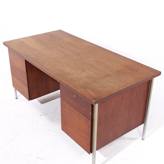 Florence Knoll Mid Century Walnut and Chrome Executive Desk For Sale - Image 10 of 11