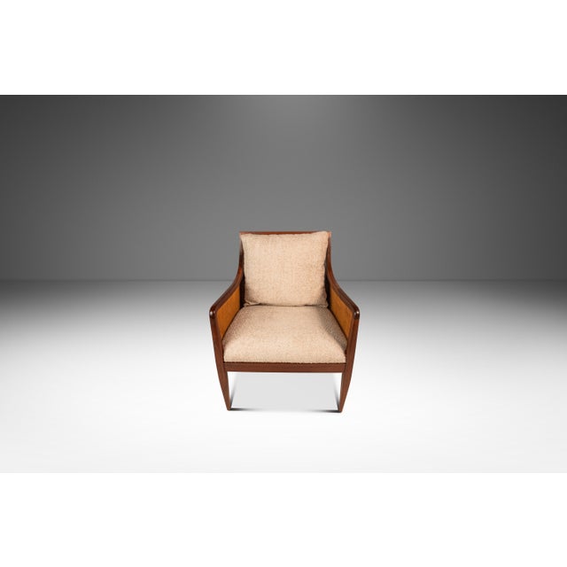 Kipp Stewart Set of Two (2) Rare Mid-Century Modern Caned Lounge Chairs in Walnut Attributed to Kipp Stewart for Directional, Usa, C. 1950s For Sale - Image 4 of 16