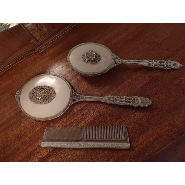 Traditional 1930s Vanity Mirror, Brush and Comb Set of 3 For Sale - Image 3 of 7