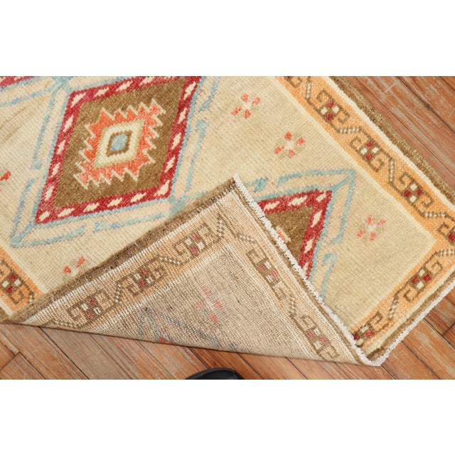 Tribal Geometric Scatter Turkish Rug rug no.r5599 For Sale - Image 3 of 5