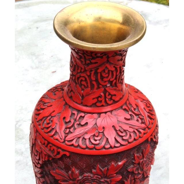 Plastic 1980s Floral Cinnabar-Style MCM Asian Revival Style Molded Baluster Vase For Sale - Image 7 of 18