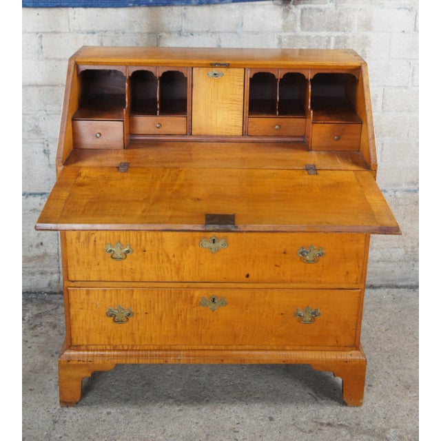 Antique New England American Chippendale Curly Maple Slant Front Secretary Desk For Sale - Image 4 of 12