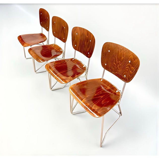 Mid-Century Modern Minimalist First Edition Aluflex Stackable Folding Chairs from Armin Wirth, Switzerland, 1950s, Set of 4 For Sale - Image 6 of 18