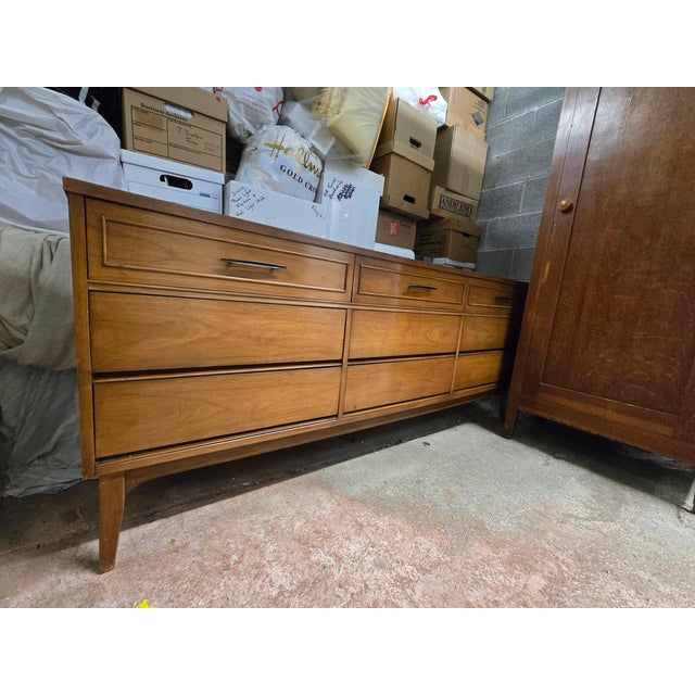 Dixie Furniture Co. 1960s Walnut Mid Century Modern Dresser Attributed to Dixie Furniture Co For Sale - Image 4 of 12