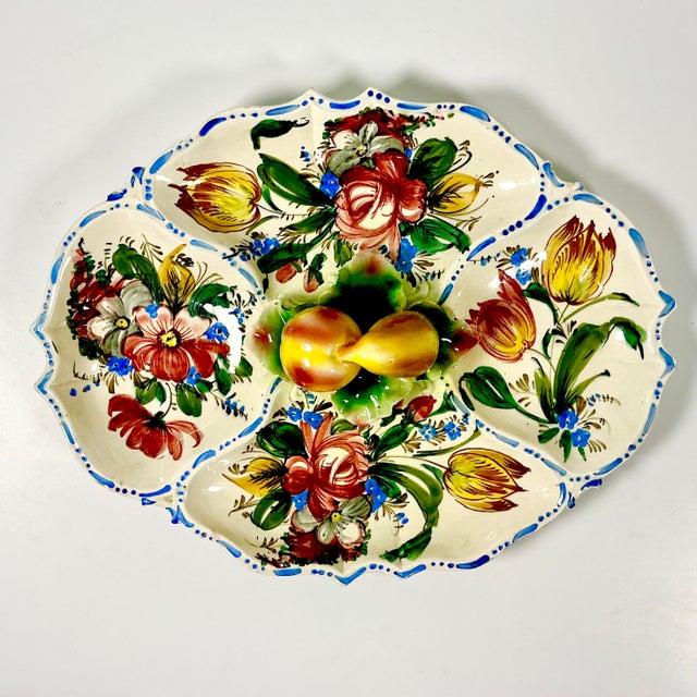 1960s Vintage Majolica Italian Nove Rose Boho Chic Oval Divided Serving Platter With Trompe L’Oeil Peaches Handle For Sale - Image 4 of 14