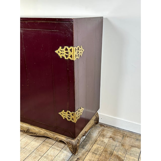 Buffet in Lacquered Wood and Brass 1950s For Sale - Image 16 of 18