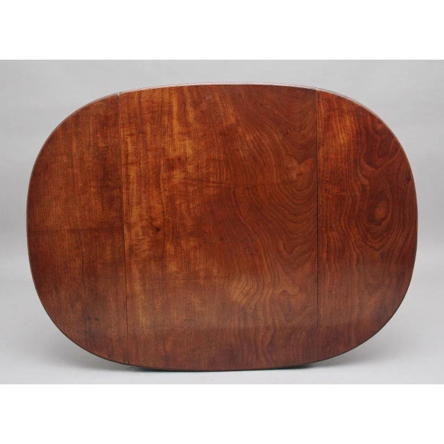 Early 19th Century Mahogany Pembroke Table For Sale - Image 4 of 11