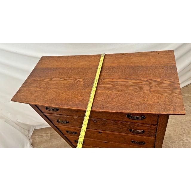 Brown Antique Five Drawer Dresser Chest Mission Arts & Crafts Quarter Sawn Tiger Oak For Sale - Image 8 of 10