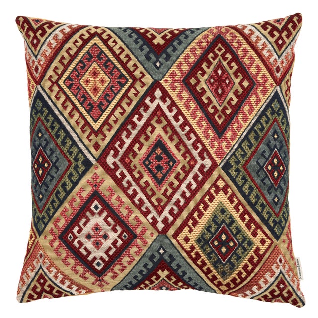 Every Greenwood & Grove cushion from Hines is thoughtfully designed to bring character and individuality to any space....