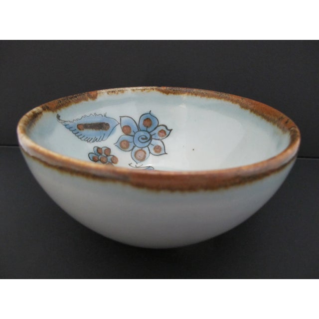 El Palomar Ken Edwards Blue Bird Flower Tonala Mexico Folk Art Pottery 6" Bowl For Sale - Image 4 of 6
