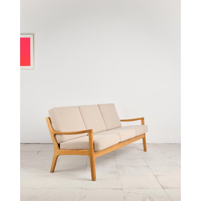 Dimensions: approx. 182 × 80 × 75 × 43 cm (width × height × depth × seat height) Original three-seater sofa from the...