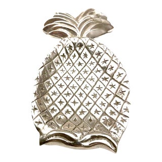 Vintage Hand-Crafted Mexican Polished Aluminum Alloy Pewter Pineapple Dish For Sale