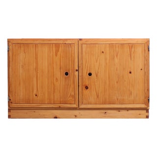 Small Sideboard in Pinewood attributed to Ate van Apeldoorn for Houtwerk Hattem, 1960s For Sale