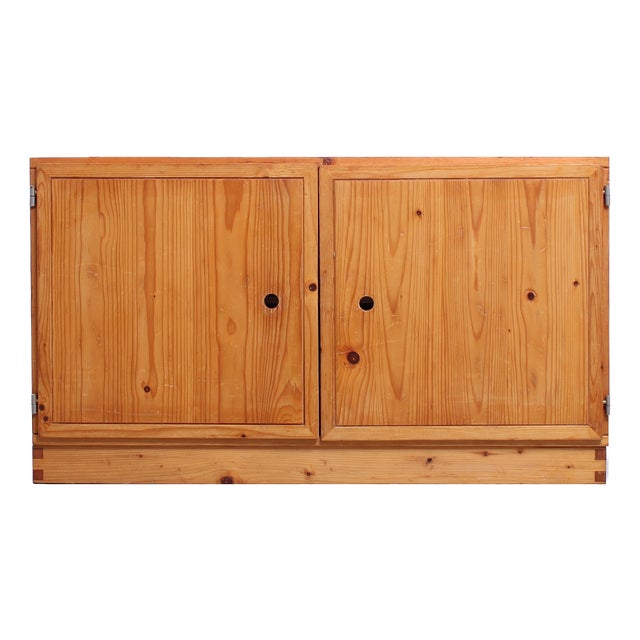 Small Sideboard in Pinewood attributed to Ate van Apeldoorn for Houtwerk Hattem, 1960s For Sale