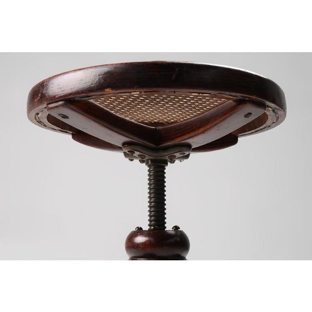 Brown Austrian Piano Stool in Beech and Bentwood by Michael Thonet for Thonet, 1890s For Sale - Image 8 of 12