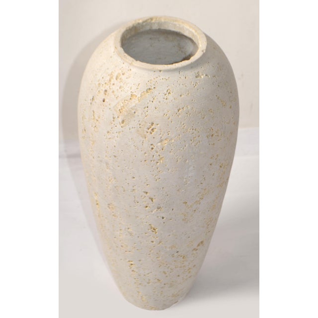 1970s Fratelli Manelli Style Venetia Classic Travertine Stone Cone Vase Raymor Italy For Sale - Image 4 of 12