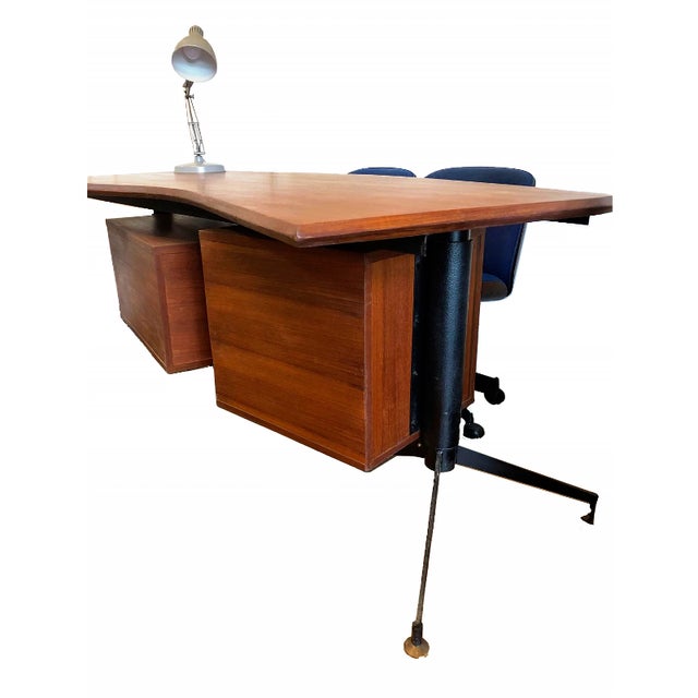 Teak and Iron Desk in the Style of Osvaldo Borsani, 1960s For Sale - Image 6 of 10