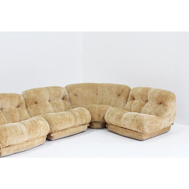 Italian Nuvolone Modular Sofa by Rino Maturi for Mimo Padova, 1970s, Set of 5 For Sale - Image 3 of 13