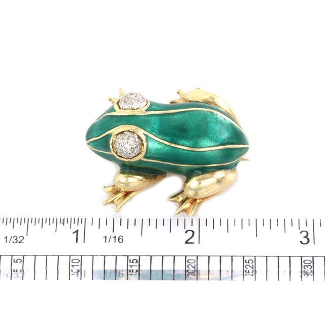 Metal VinTage Diamond Enamel 14k Two Tone Gold Frog Brooch For Sale - Image 7 of 7